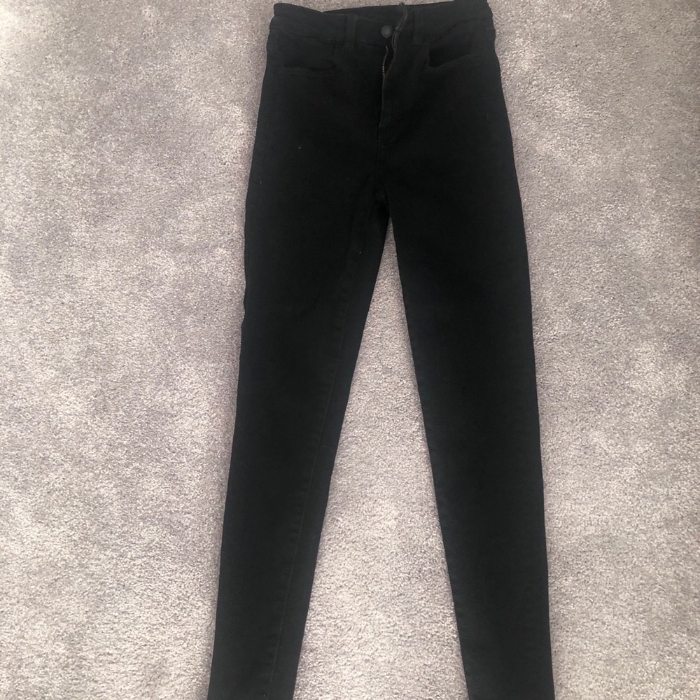 Black American Eagle High Waisted Jegging size 2